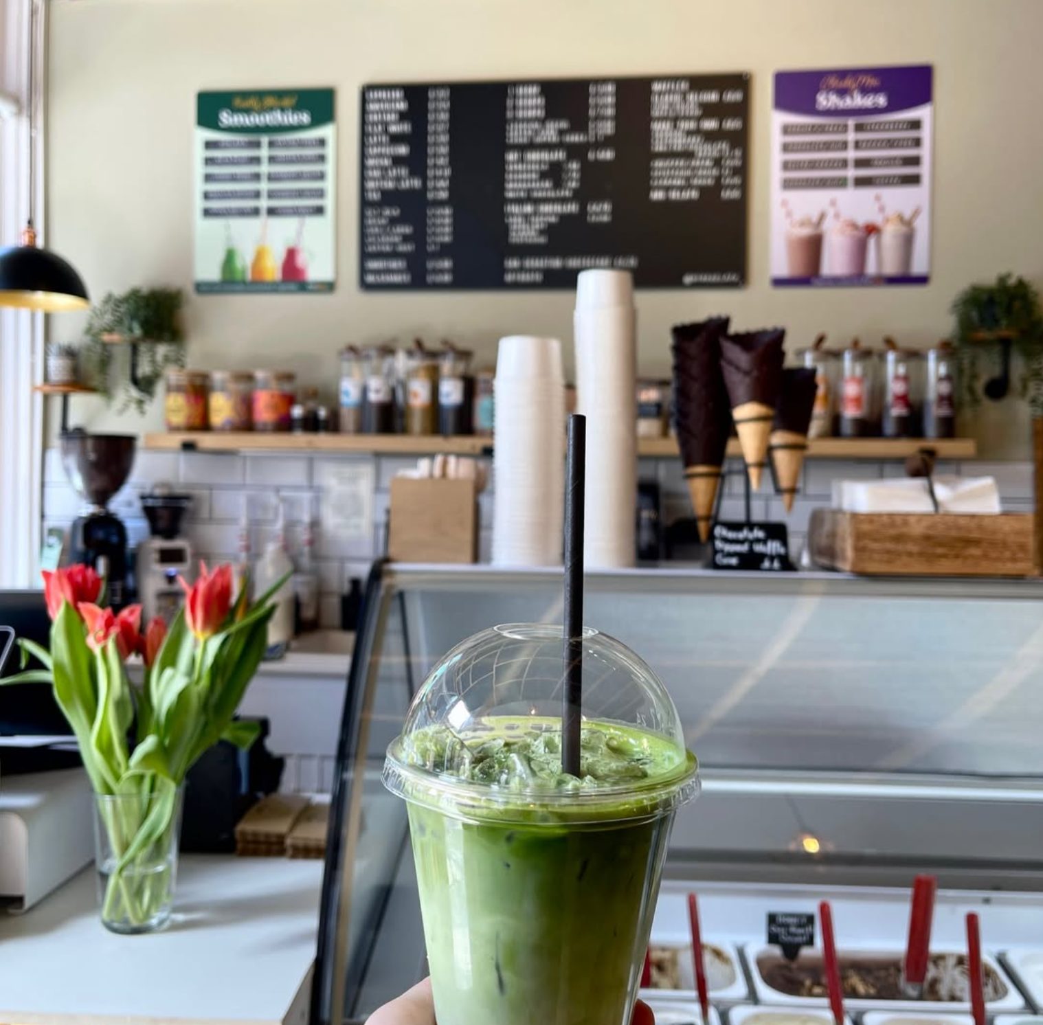 Myra Gelato & More, gelateria & dessert café in Teddington